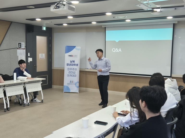 56934c7fe93dd1638e4bdbe4445bf52e_1735010